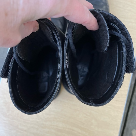 Dockers Wm’s Black Leather Lace up With Velcro Top Strap Combat Boots Sz 8.5 M - Picture 10 of 15